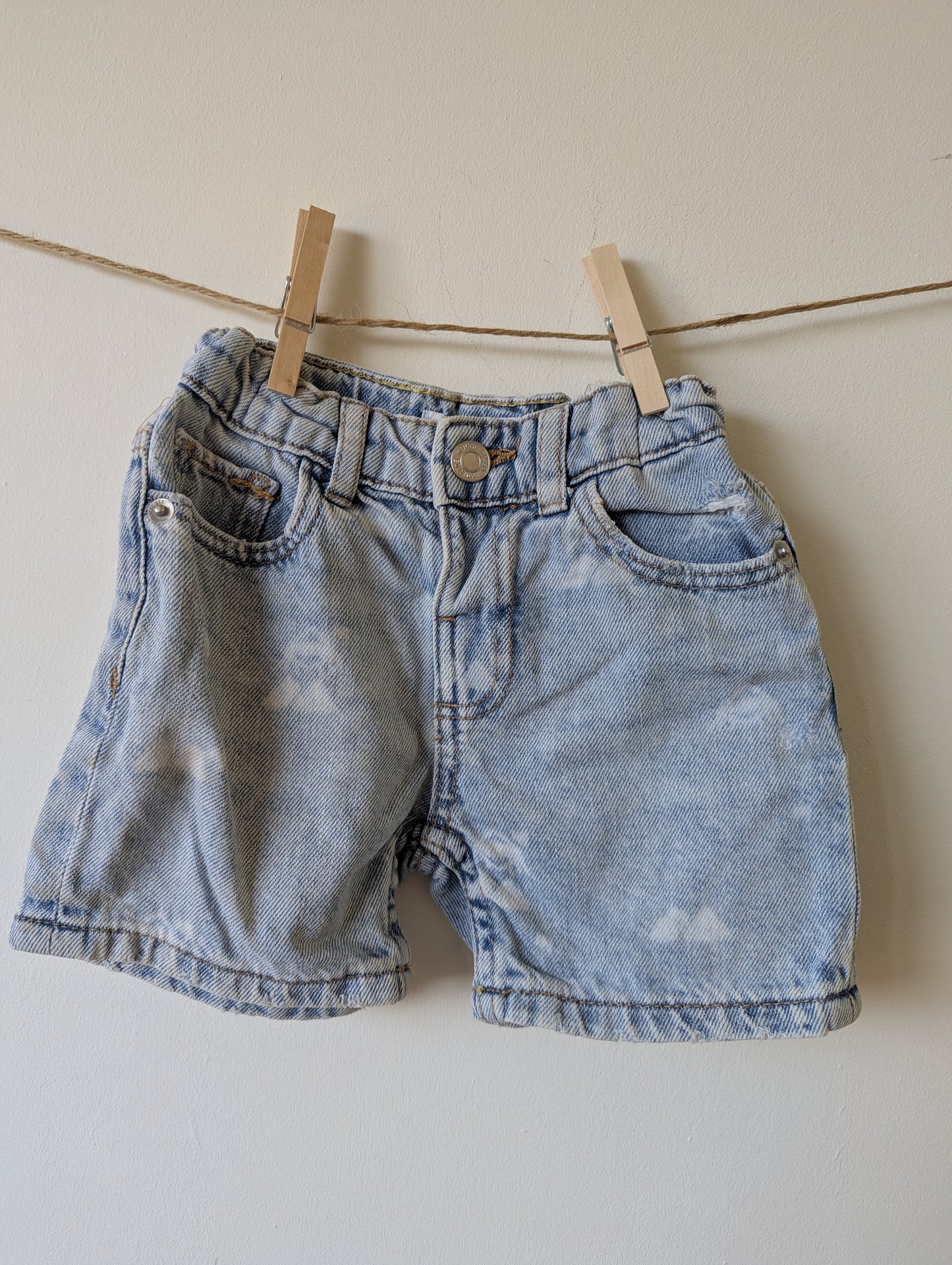 korte broek - mt 80