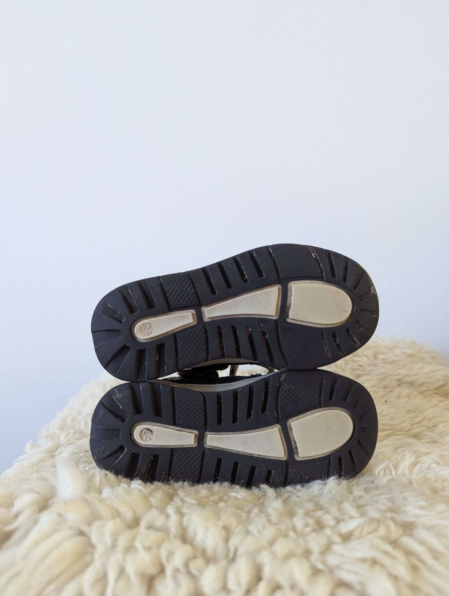 Schoenen - mt 24