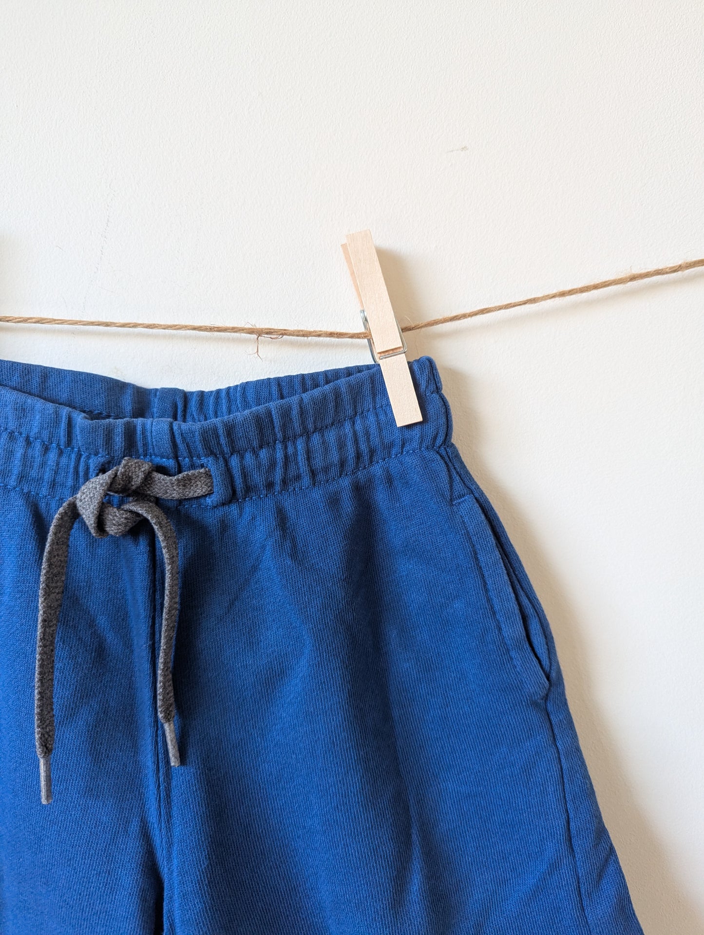 Korte broek - mt 98