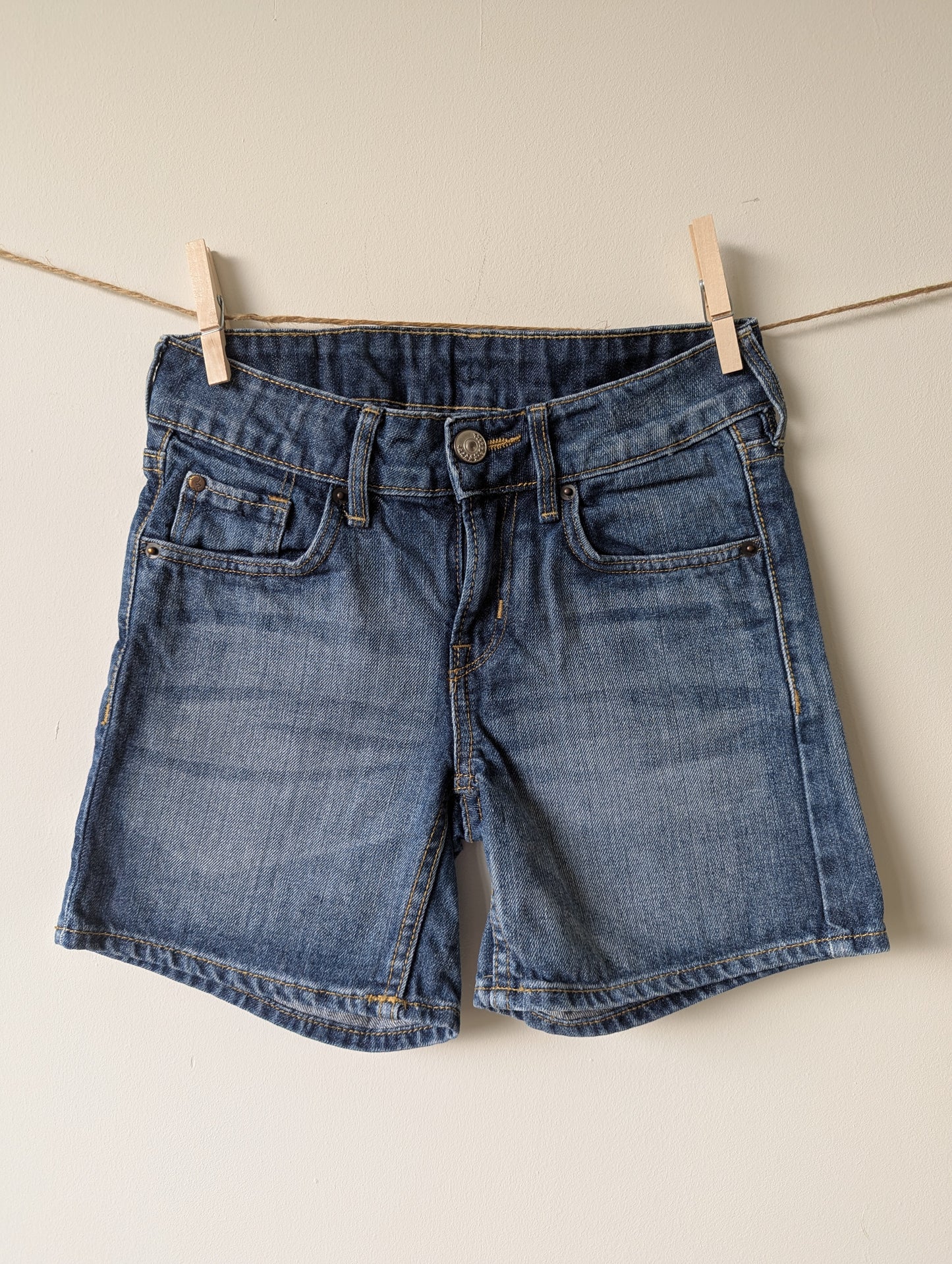 Korte broek - mt 128