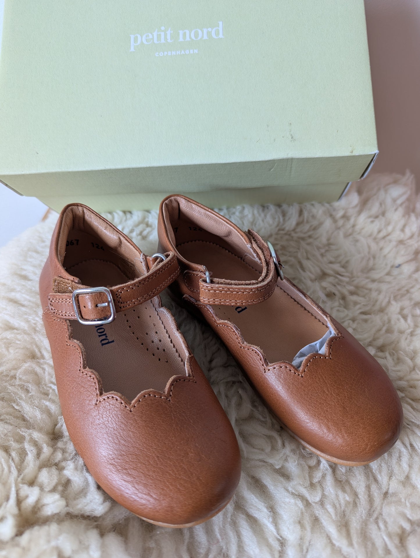 Zomerschoenen - mt 27, 28, 32, 34 & 35