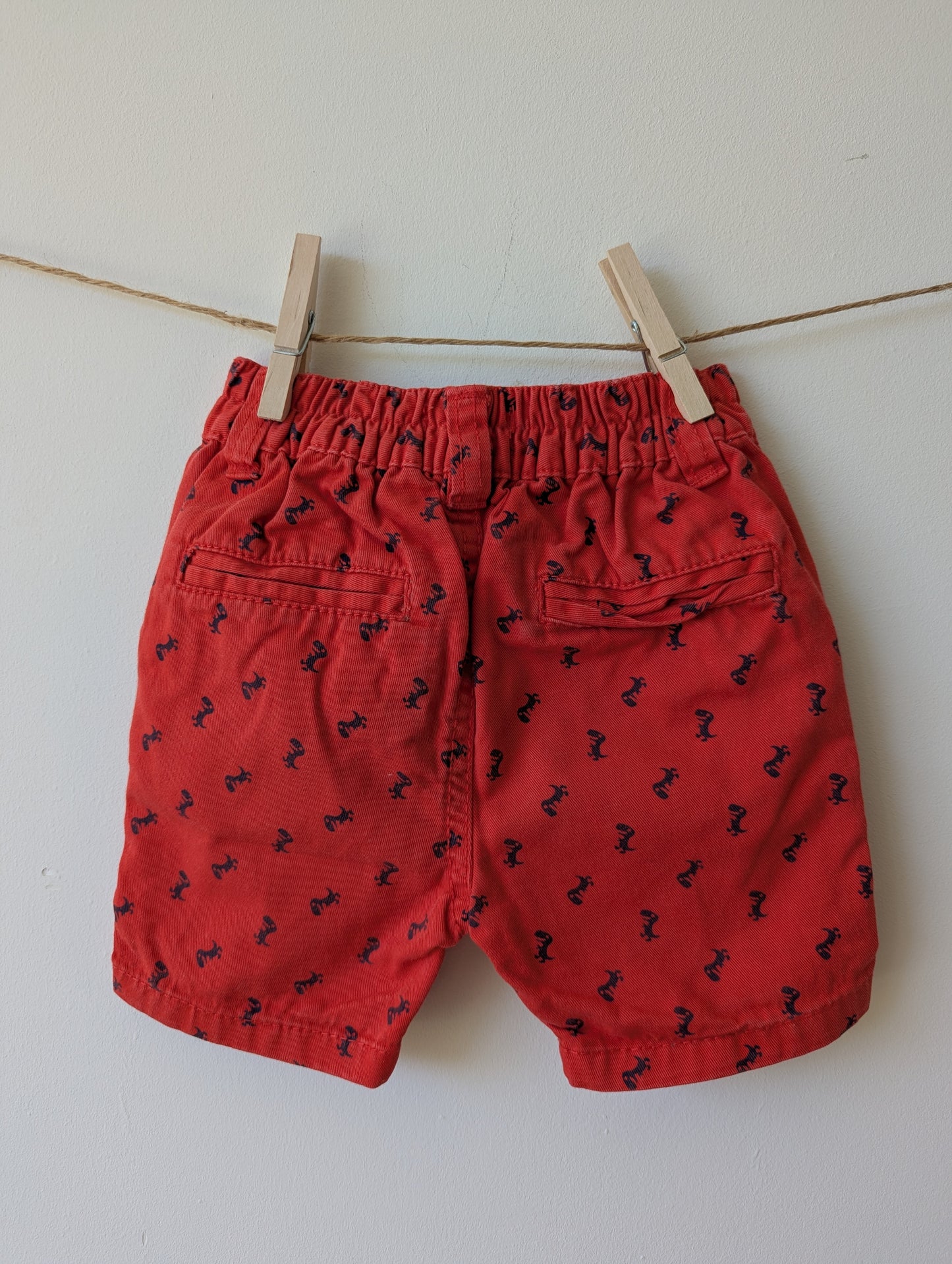 Korte broek - mt 80