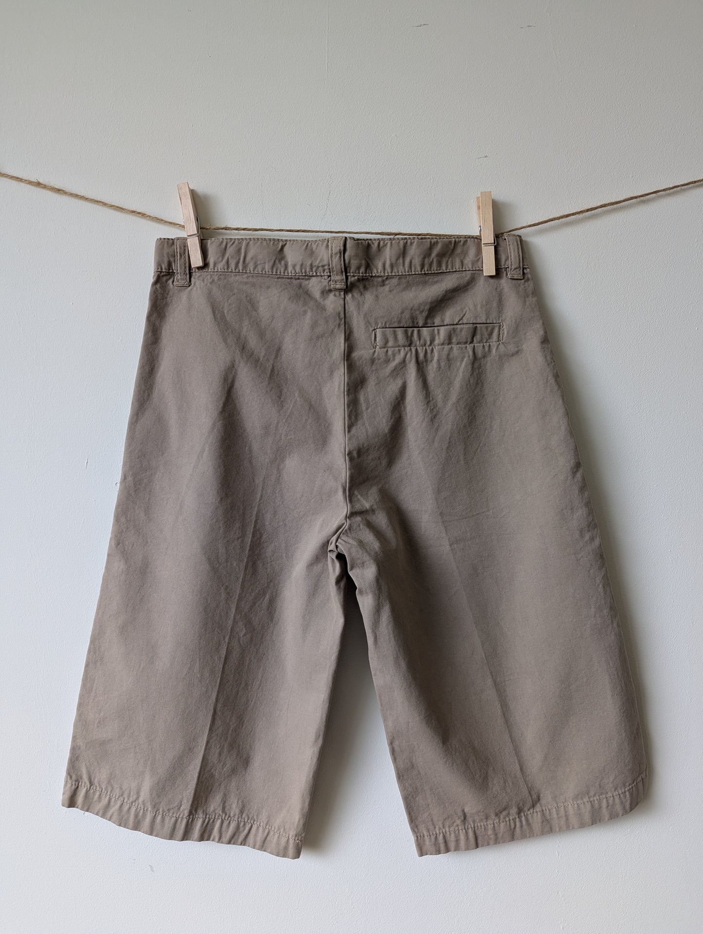 Korte broek - mt 134/140