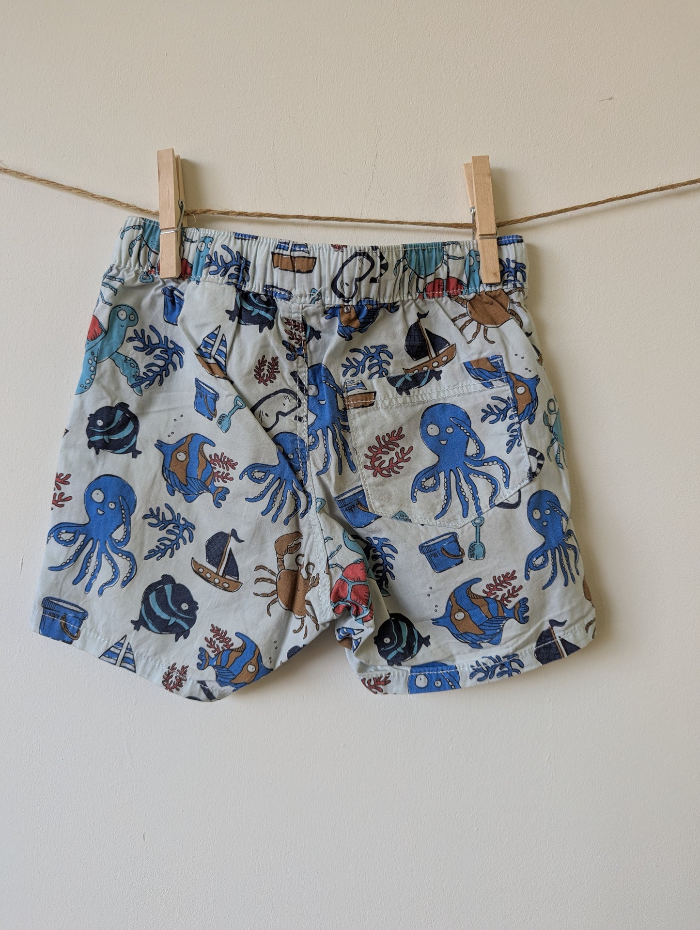 Korte broek - mt 86