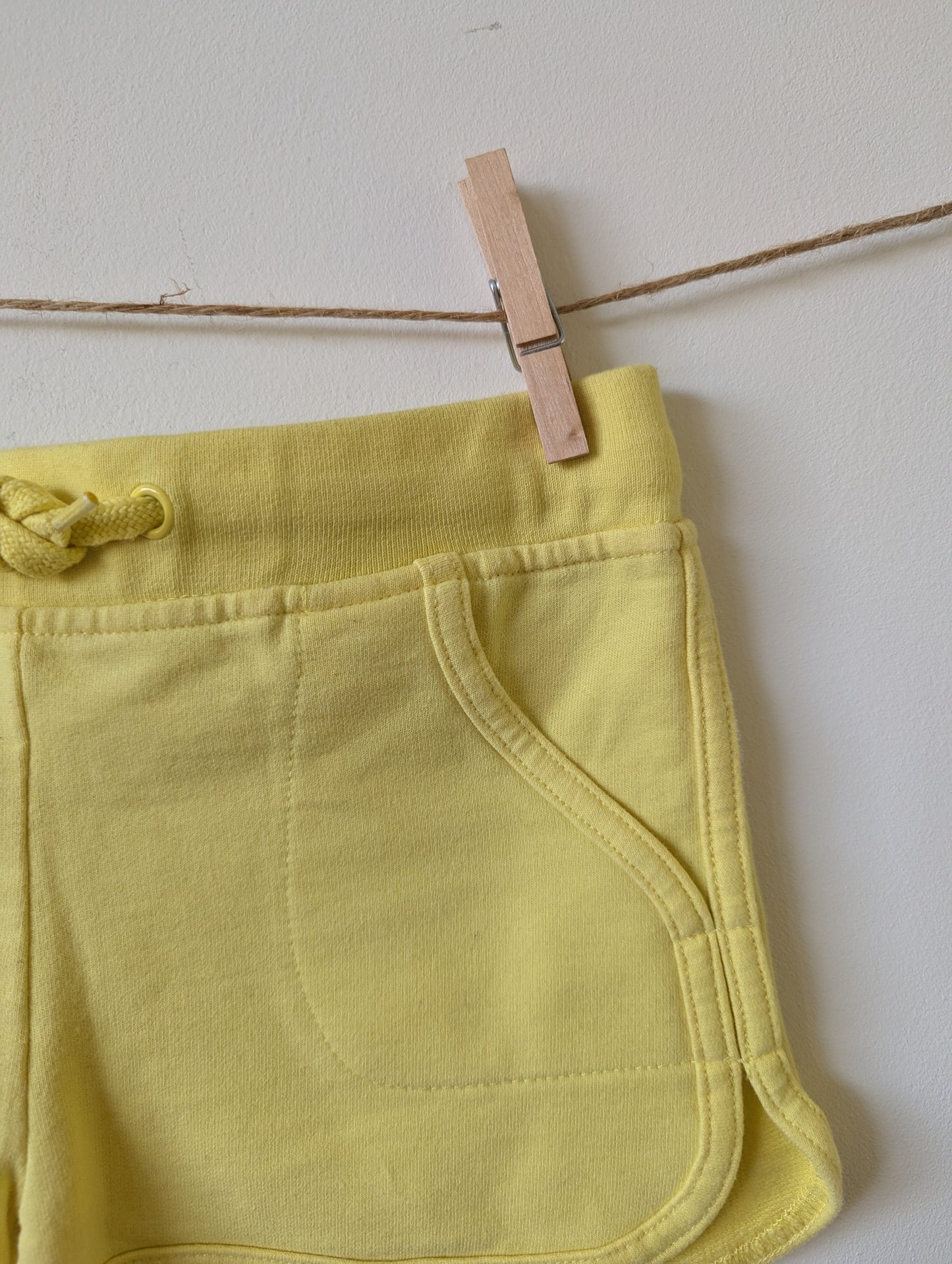korte broek - mt 128