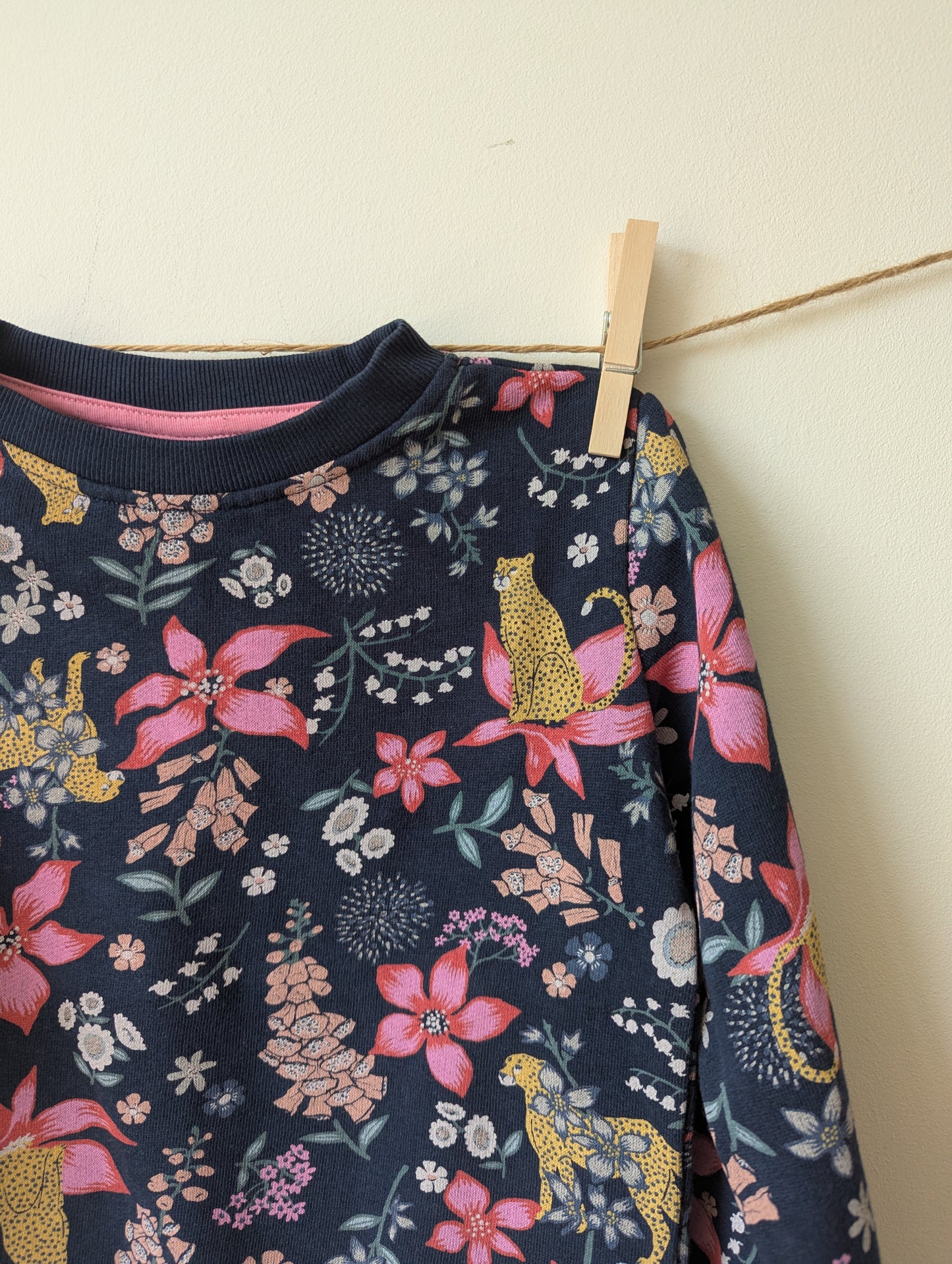 Sweater - mt 110/116