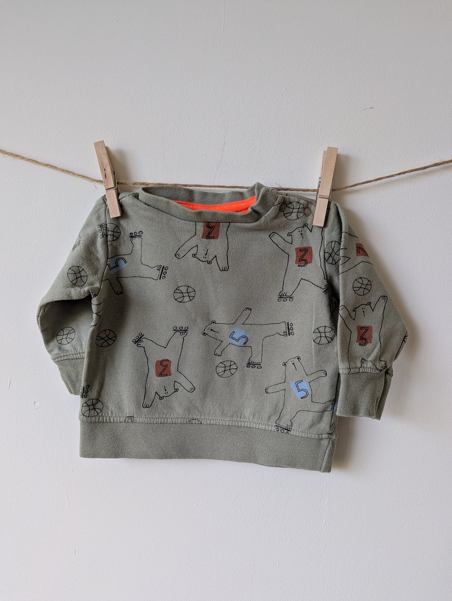 Sweater - mt 62