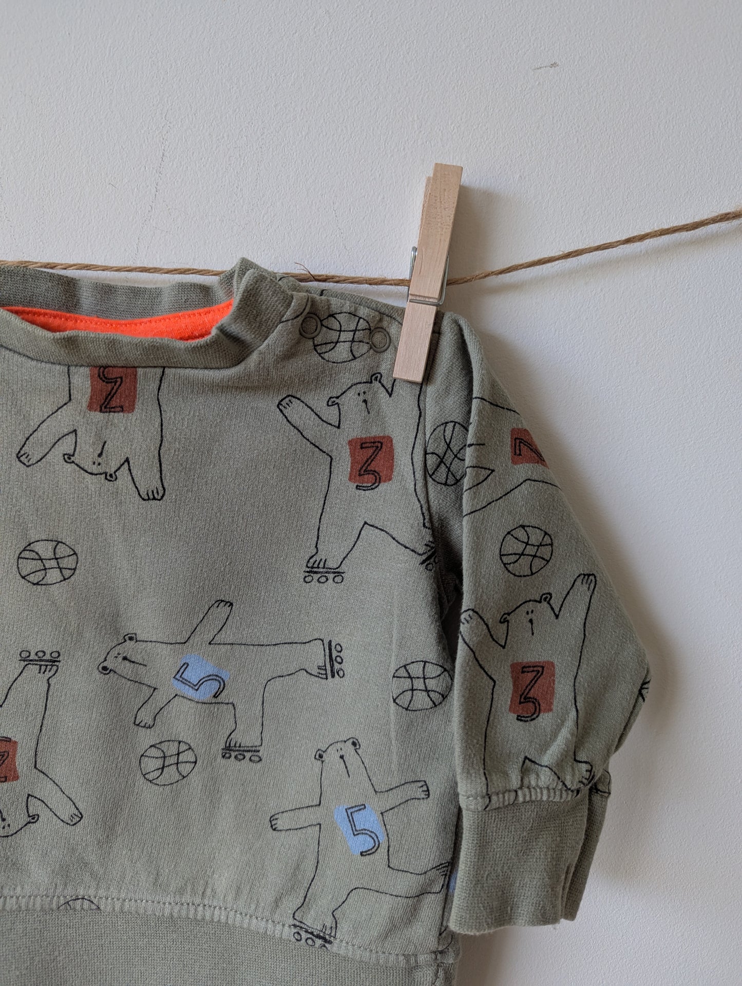 Sweater - mt 62