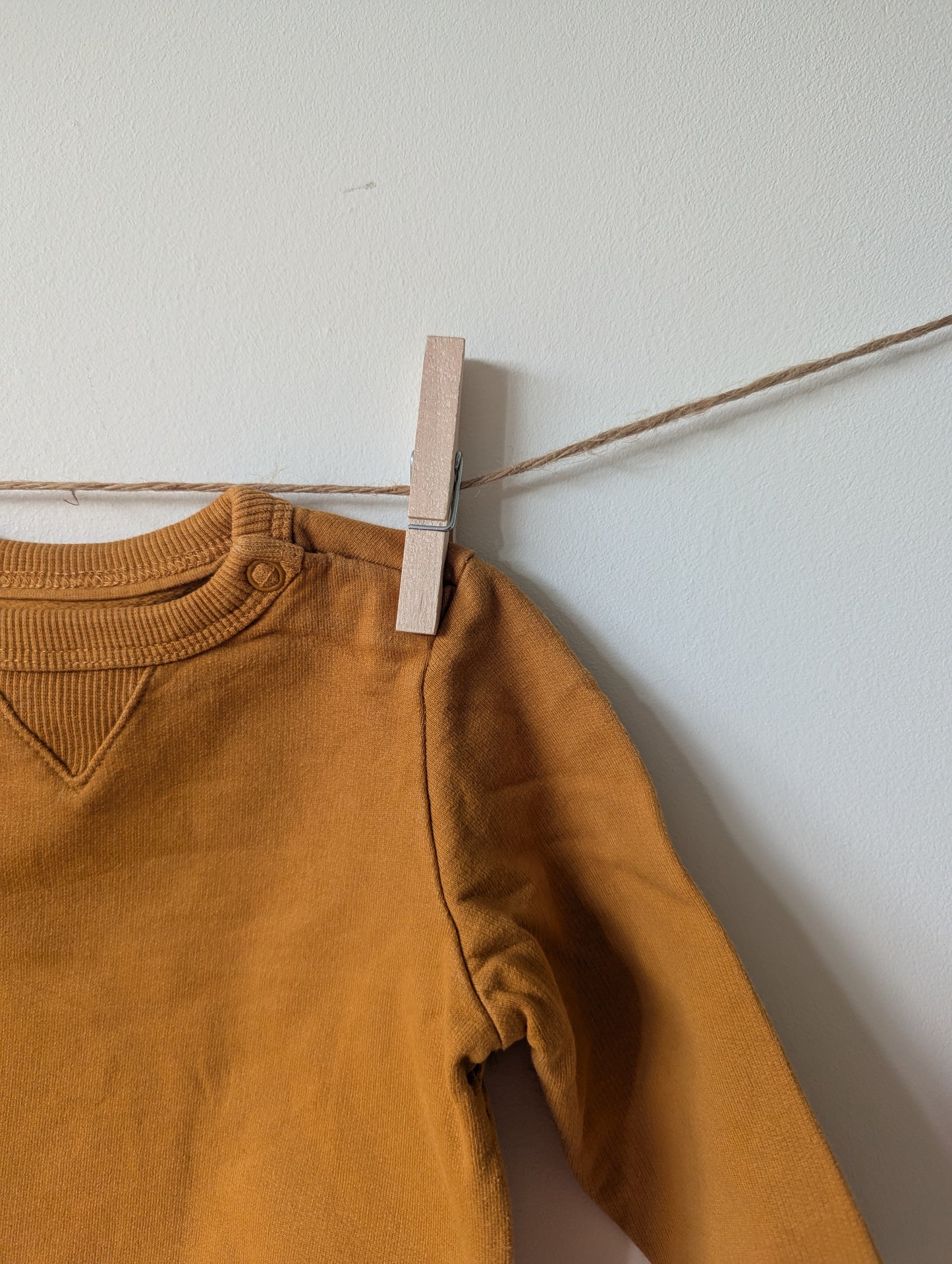 Sweater - mt 62