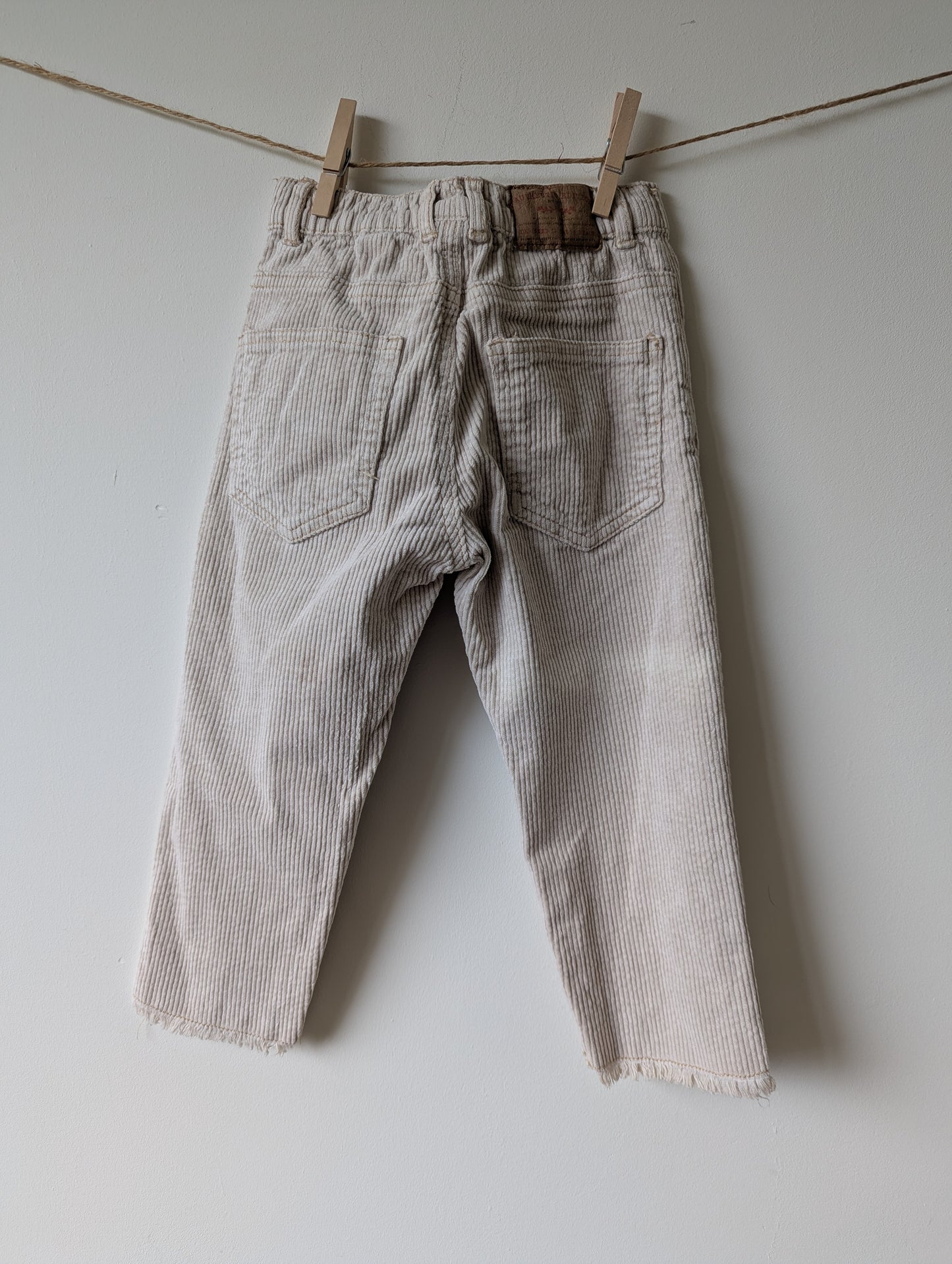 witte ribbroek - mt 98