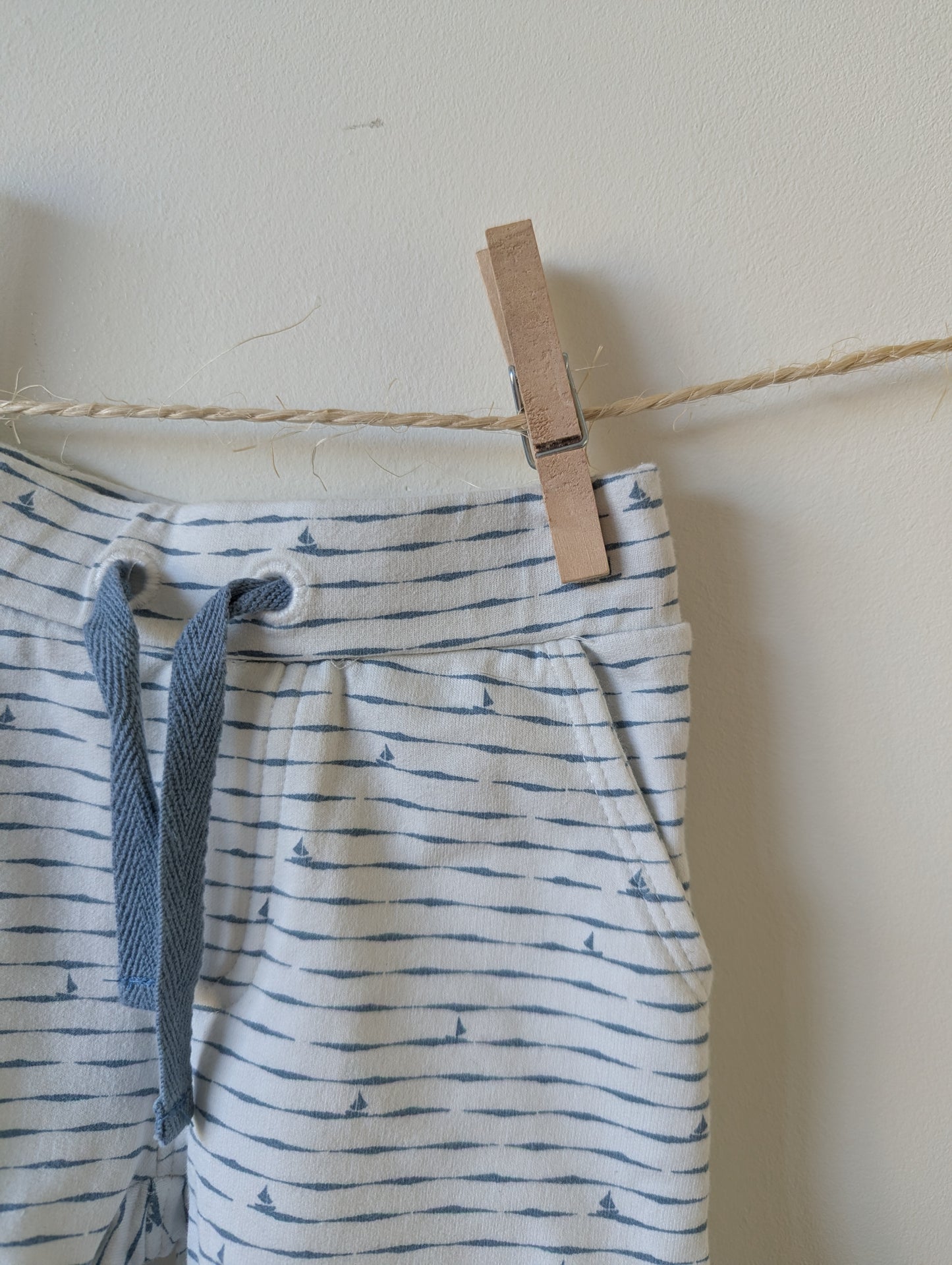 Korte broek - mt 74
