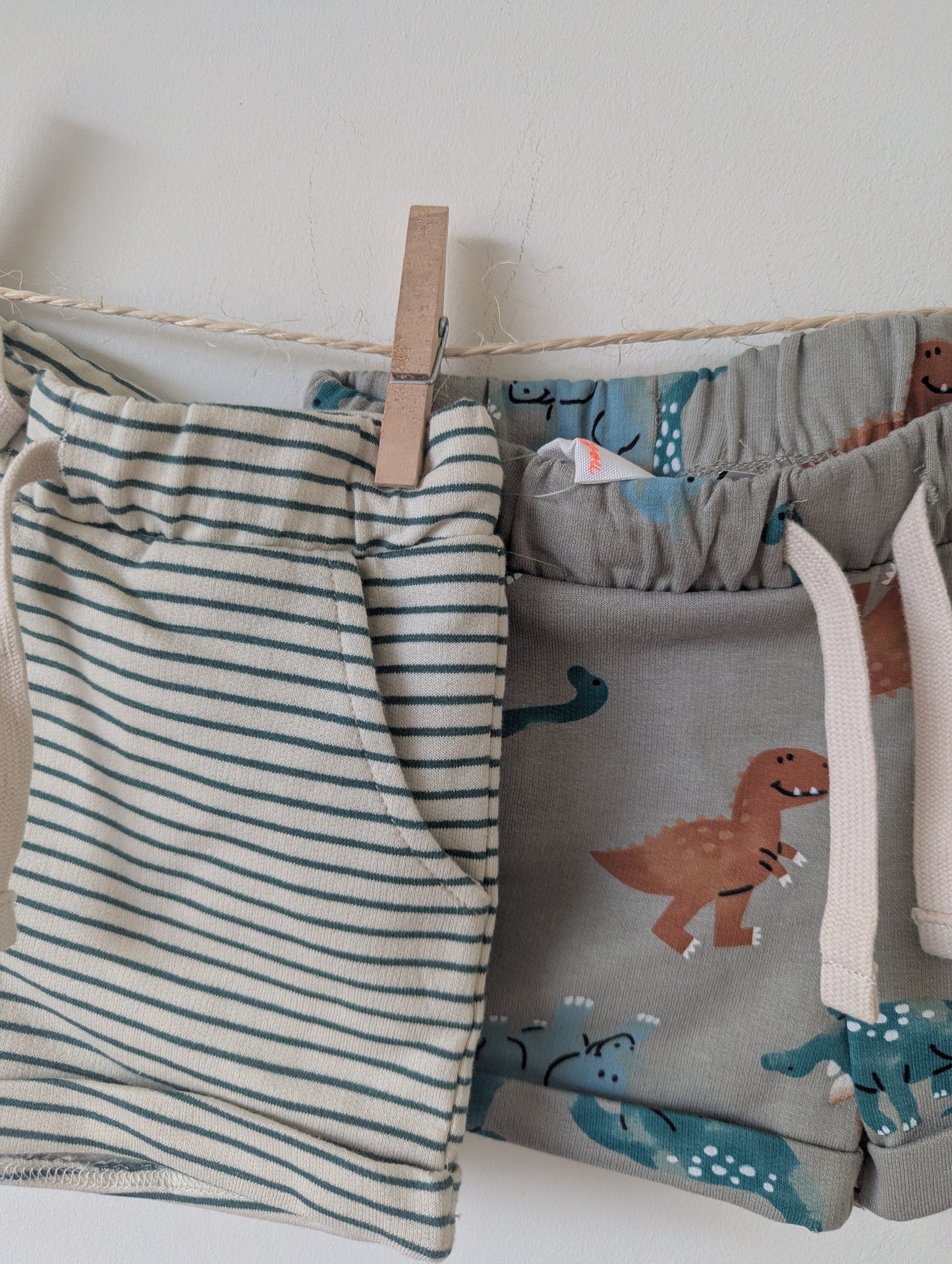Korte broek 2 pack - mt 74