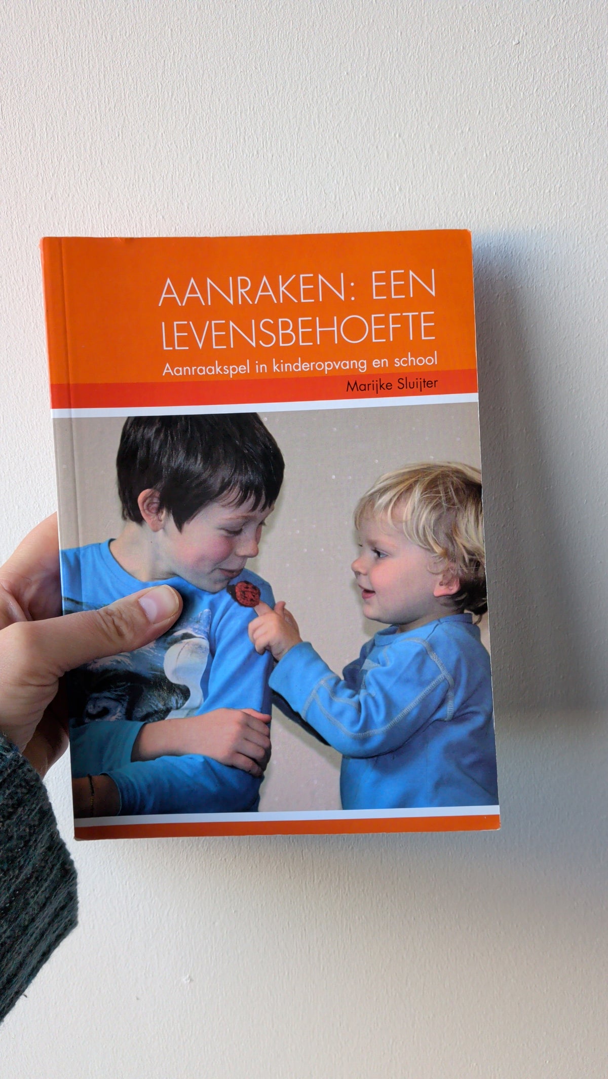 Boek - aanraken: een levensbehoefte