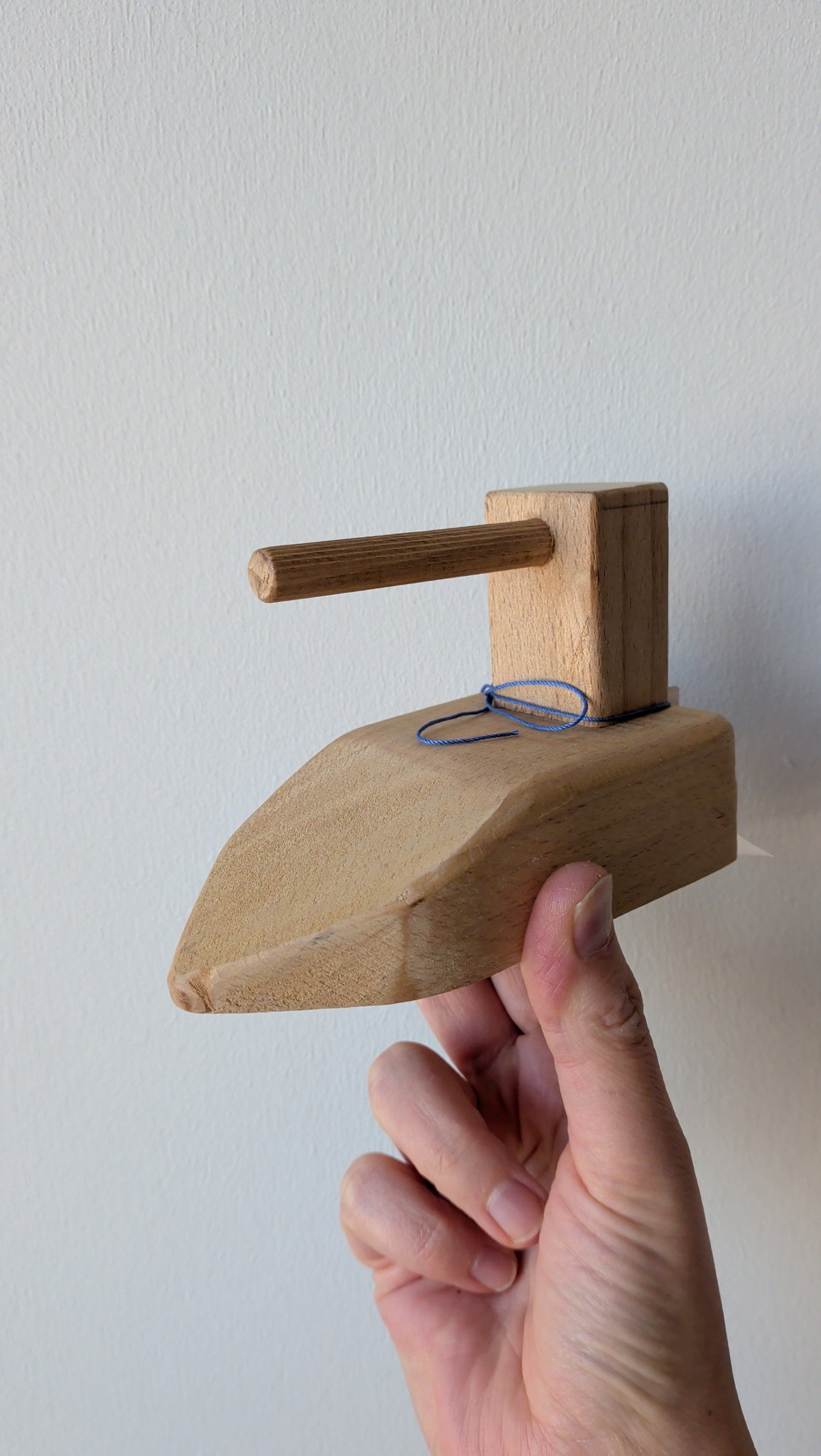 Houten strijkijzer