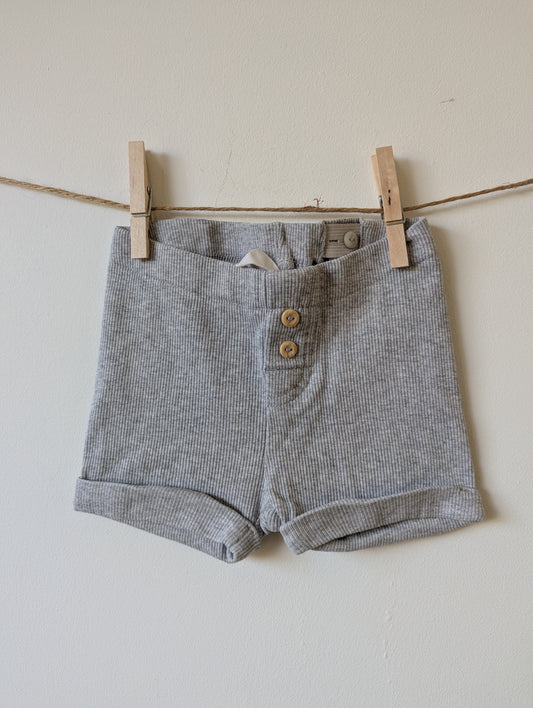 korte broek - mt 80
