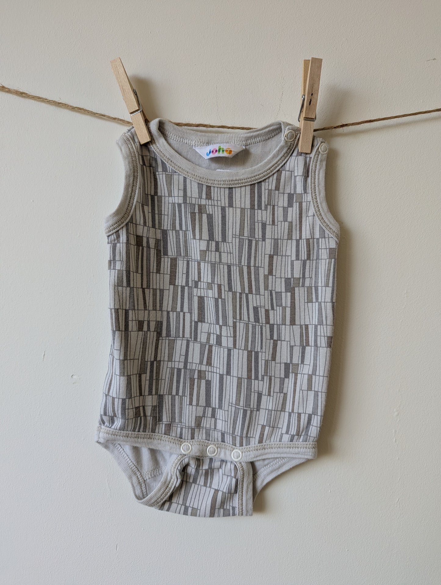 Mouwloze romper - mt 56/62