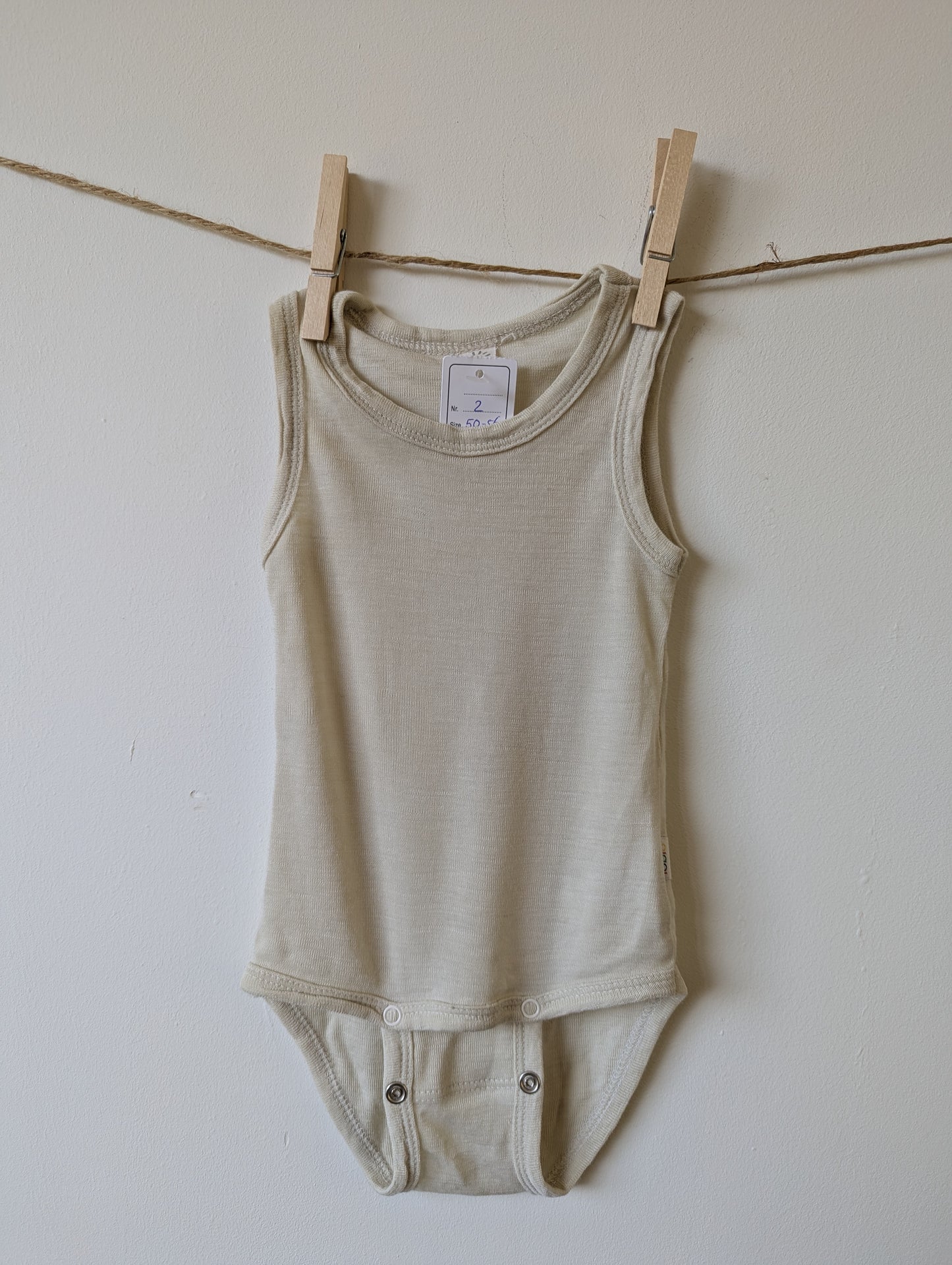 mouwloze romper - mt 50/56