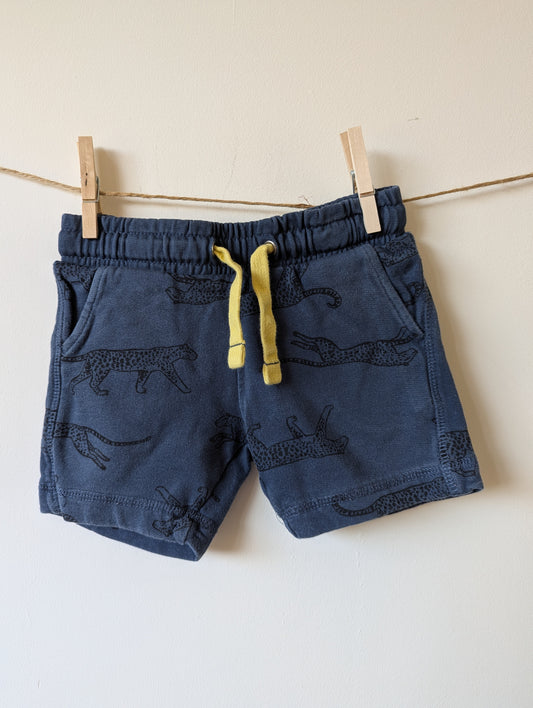 Korte broek - mt 86/92