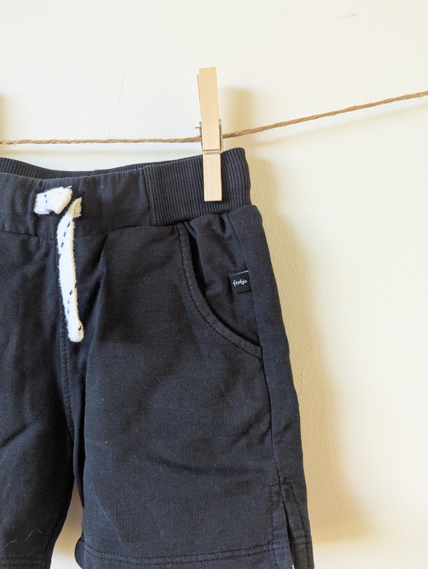 korte broek - mt 80