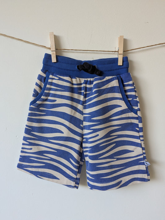 Korte broek - mt 98/104