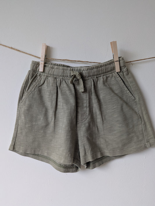 Korte broek - mt 116