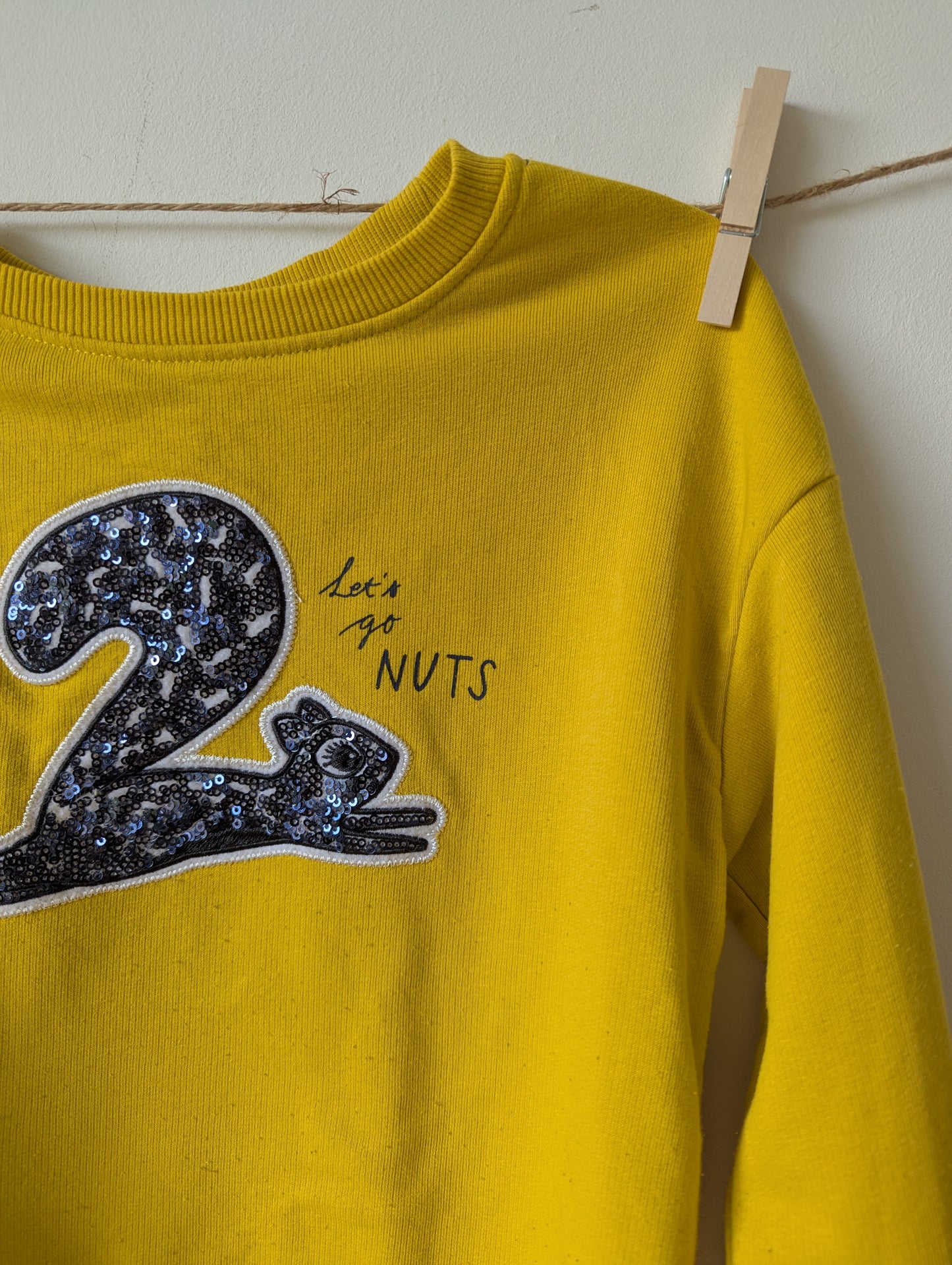 Sweater- mt 110/116