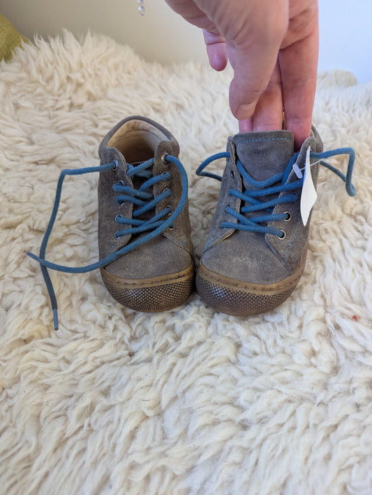 Schoenen - mt 23