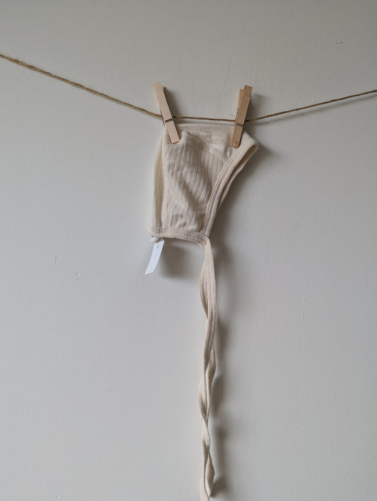 Strikmuts - mt 62/68