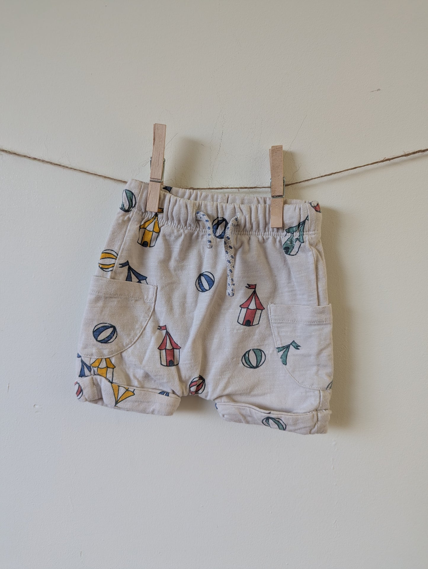 Korte broek - mt 56