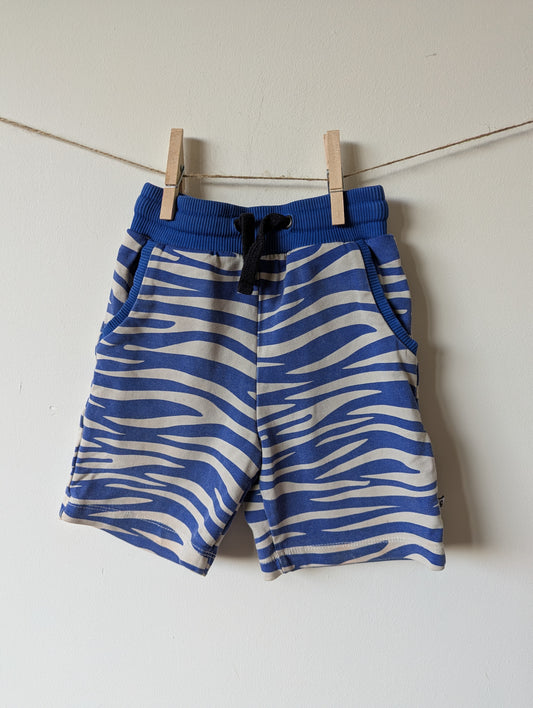 Korte broek - mt 98/104