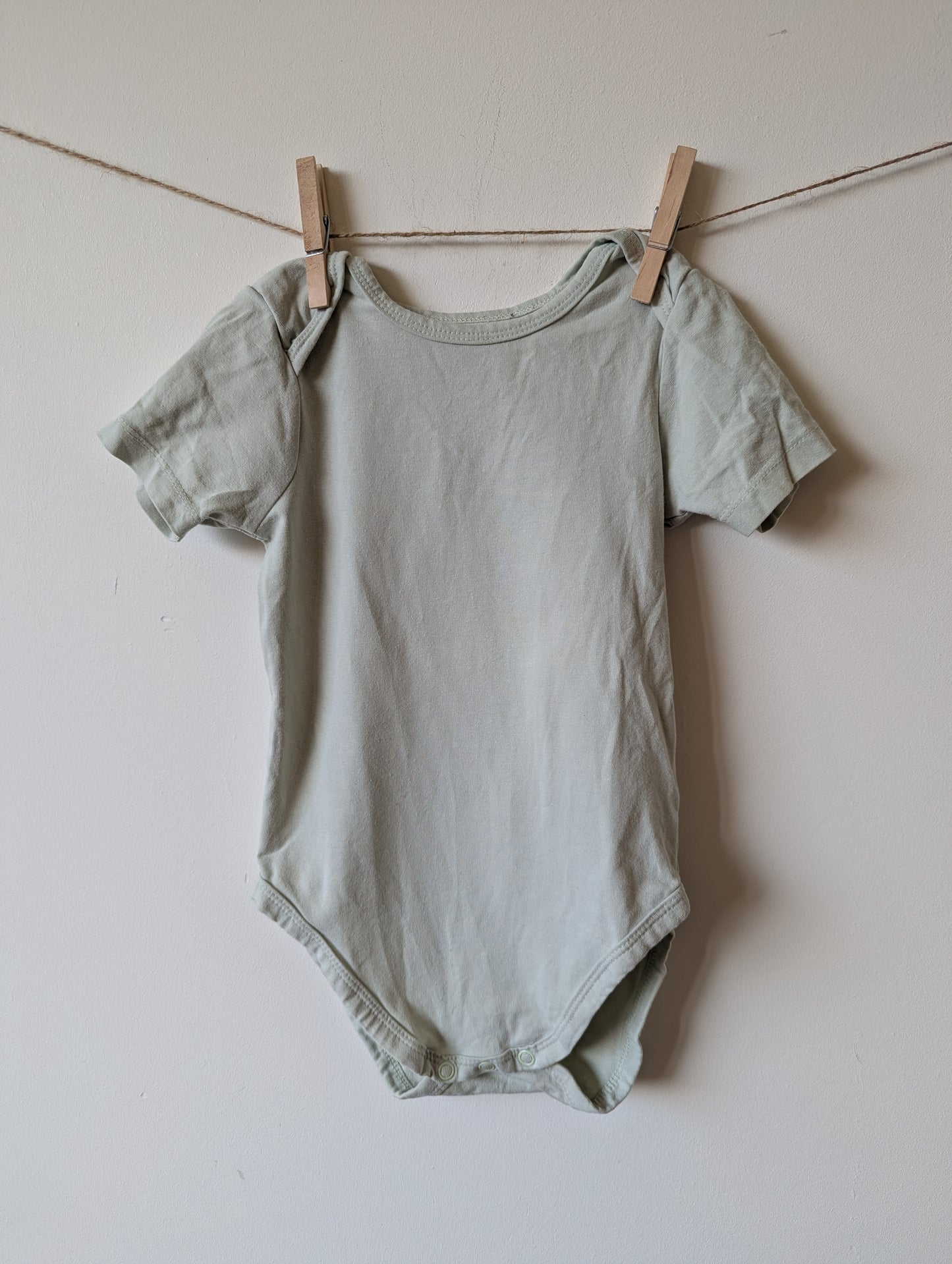 4 rompers (korte mouw) - mt 98/104