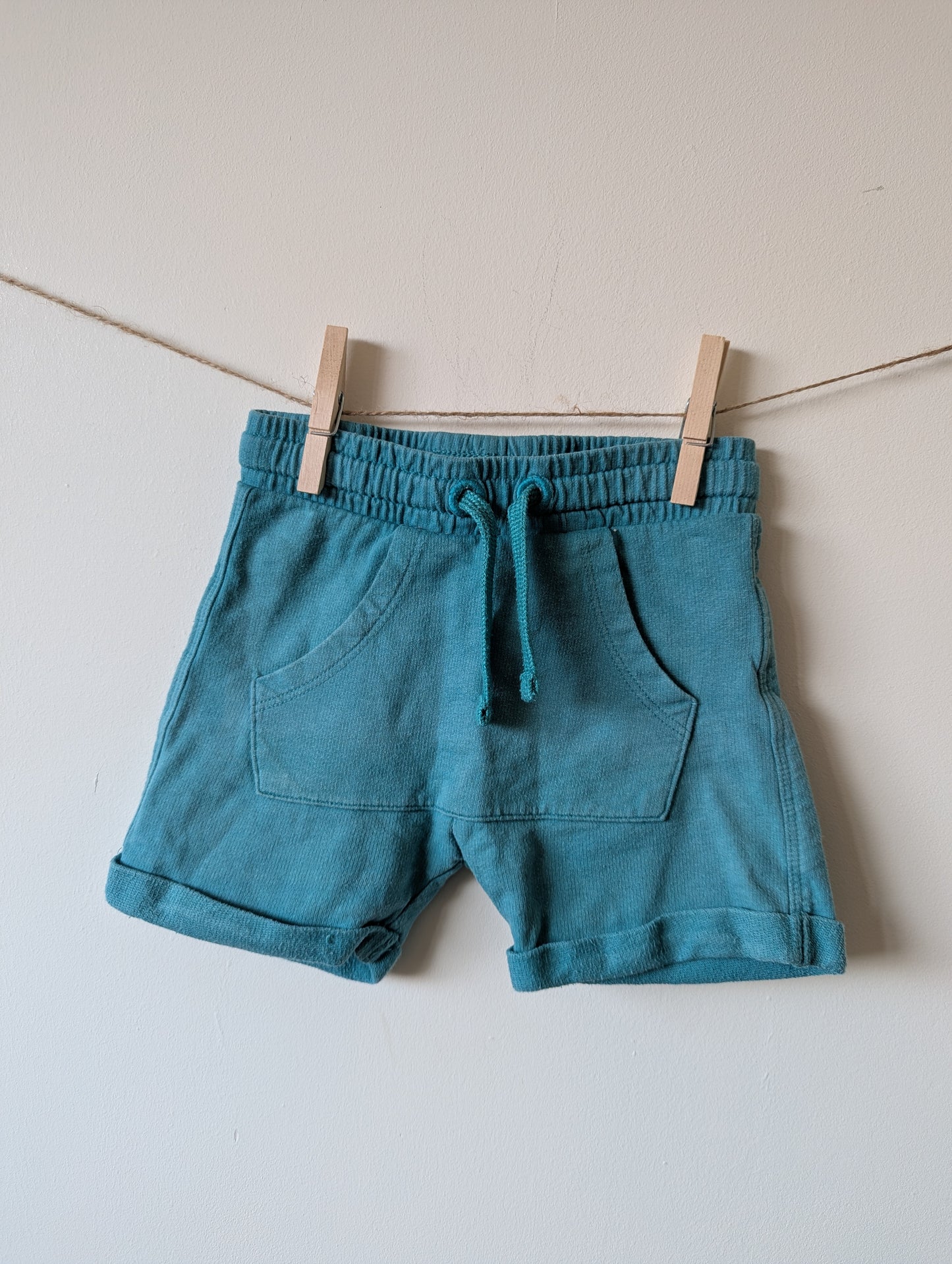 Korte broek - mt 92