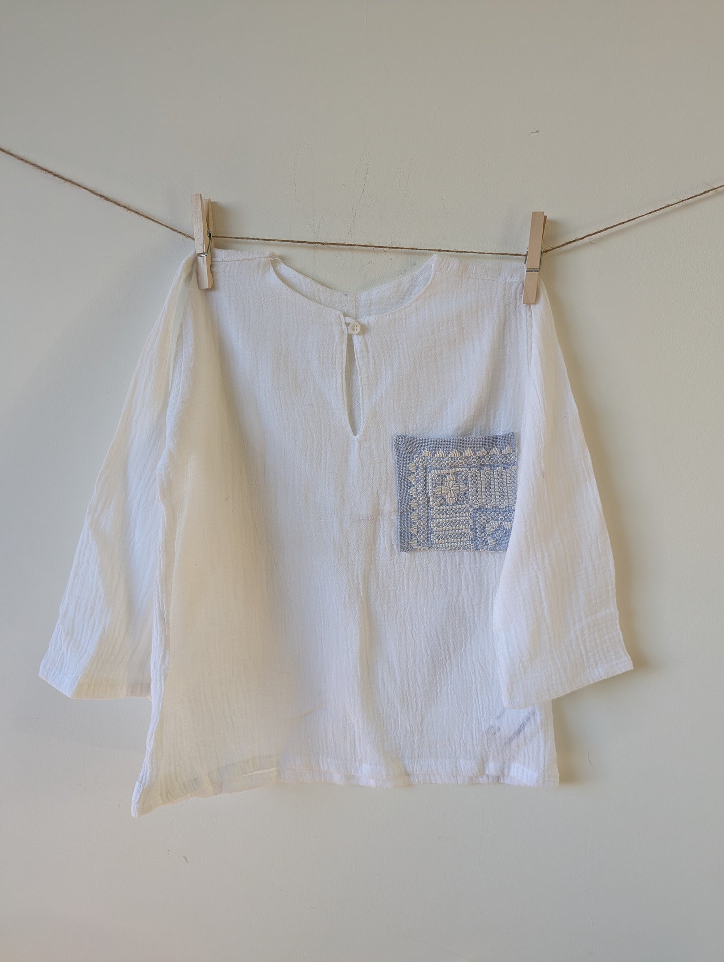 Shirt - mt 110/122  *nieuw*