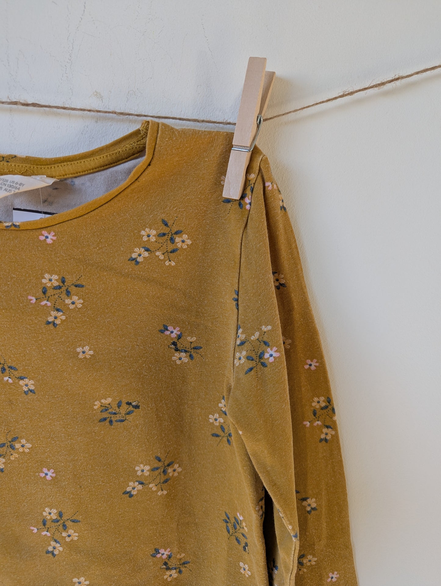 Longsleeve - mt 122/128