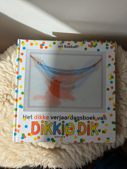 Boek - Het dikke verjaardagsboek van Dikkie Dik